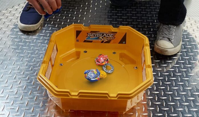 Beyblade Burst Epic Rivals Battle Set Game