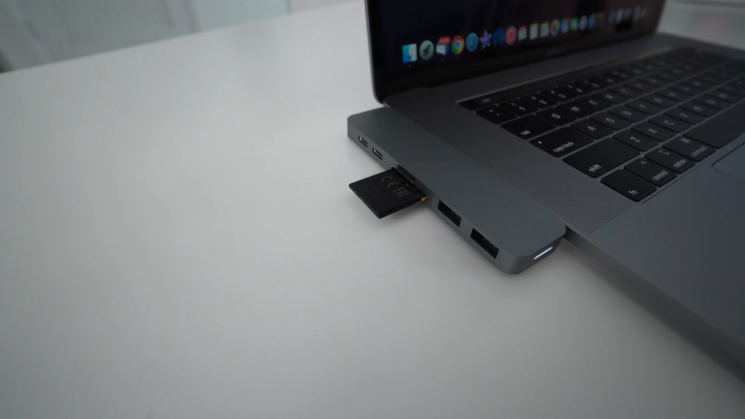 best dongles for macbook air